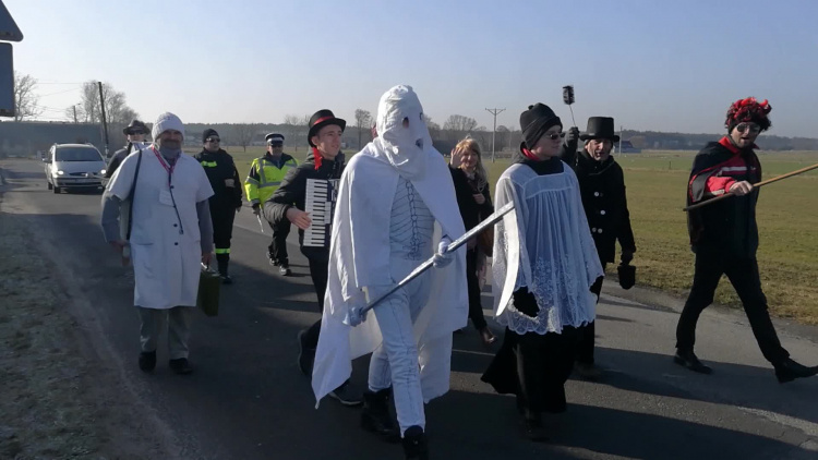 vid_20200208_102219.mp4