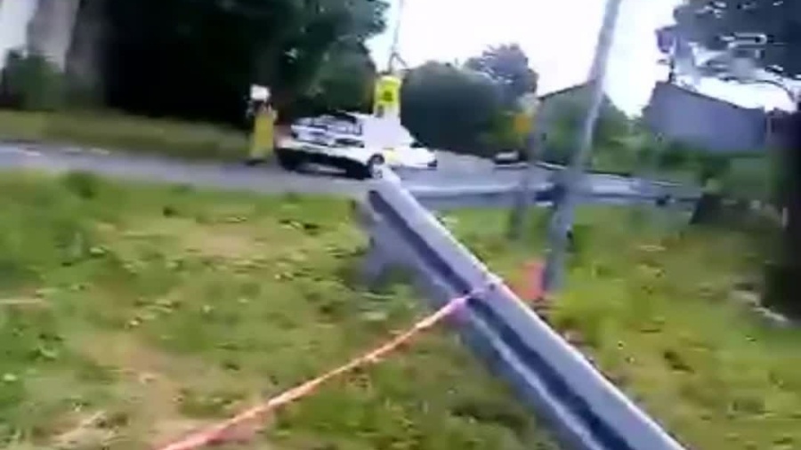 wypadek-w-porebie-na-trasie-53-rajdu-festiwalowego.mp4