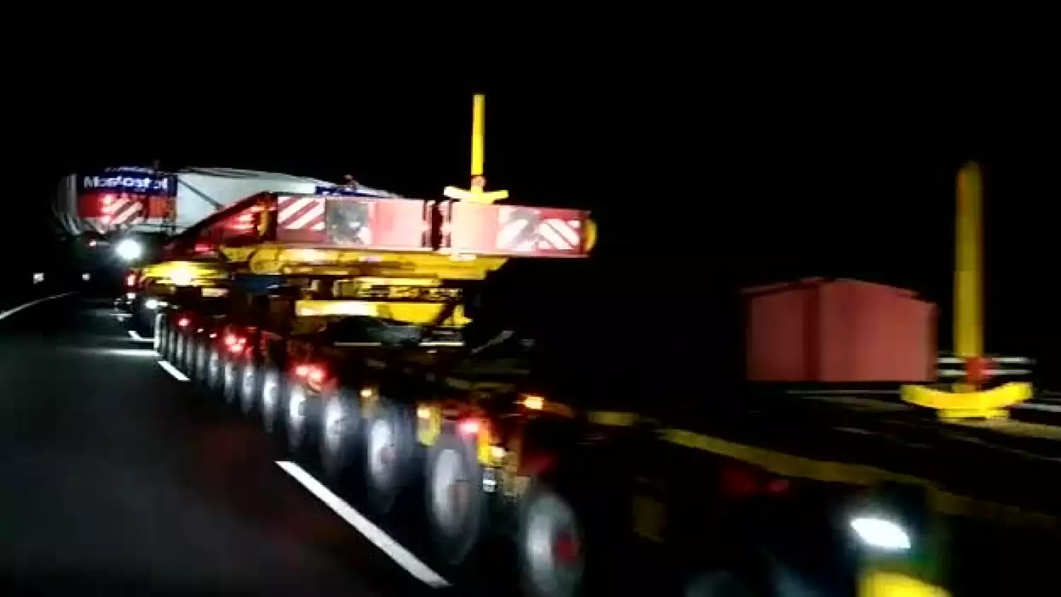 tbm-drugi-konwoj-jedzie-autostrada-a4.mp4