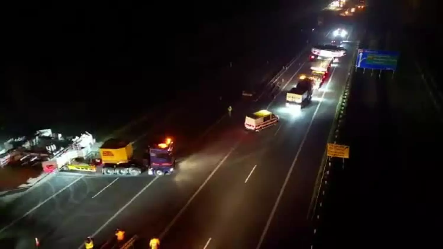 tbm-0-drugi-konwoj-wjezdza-na-autostrade-a4.mp4